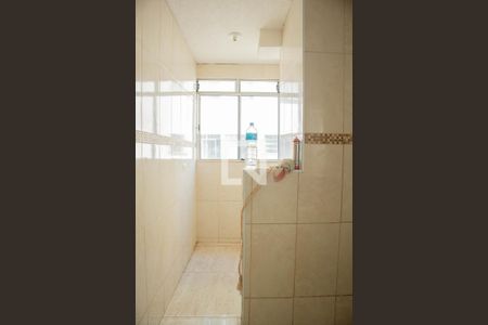 Apartamento para alugar com 48m², 2 quartos e 1 vaga Apartamento para alugar com 48m², 2 quartos e 1 vagaCozinha e área de serviço