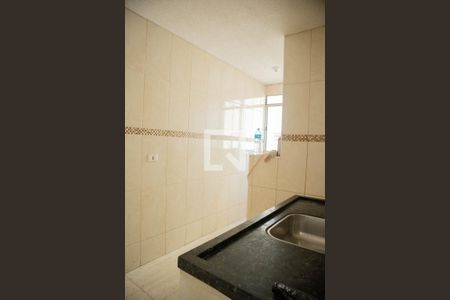 Apartamento para alugar com 48m², 2 quartos e 1 vaga Apartamento para alugar com 48m², 2 quartos e 1 vagaCozinha e área de serviço