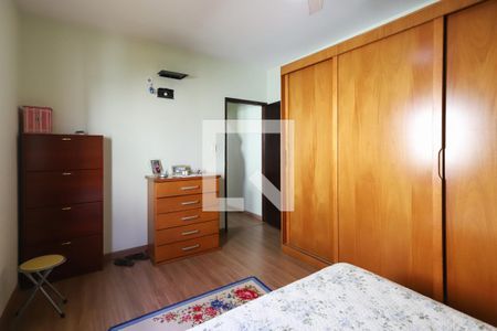 Casa à venda com 173m², 3 quartos e 4 vagasSuíte 1