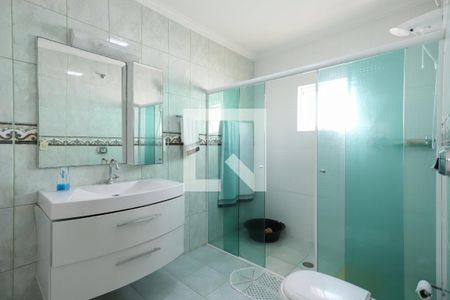 Casa à venda com 173m², 3 quartos e 4 vagasBanheiro da Suíte 1