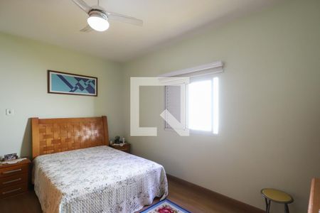 Casa à venda com 173m², 3 quartos e 4 vagasSuíte 1