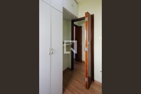 Casa à venda com 173m², 3 quartos e 4 vagasQuarto 2