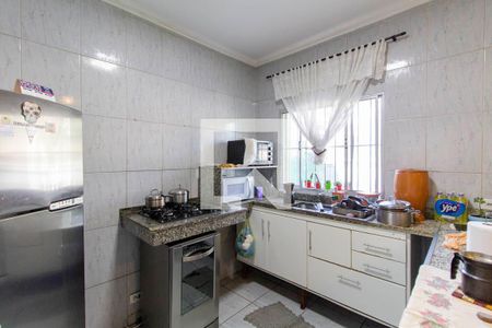 Casa 1 - Sala e Cozinha  de casa à venda com 7 quartos, 212m² em Jardim Santo Antônio, São Paulo