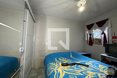Casa à venda com 88m², 3 quartos e 2 vagasQuarto 3