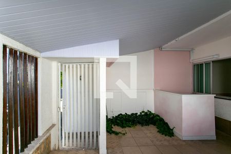 Casa para alugar com 99m², 3 quartos e sem vagaVaranda