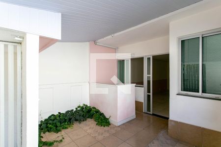 Casa para alugar com 99m², 3 quartos e sem vagaVaranda