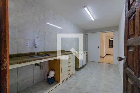 Casa para alugar com 140m², 3 quartos e 1 vaga Casa para alugar com 140m², 3 quartos e 1 vagaCozinha