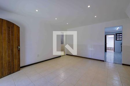 Sala de casa para alugar com 3 quartos, 140m² em Recreio dos Bandeirantes, Rio de Janeiro