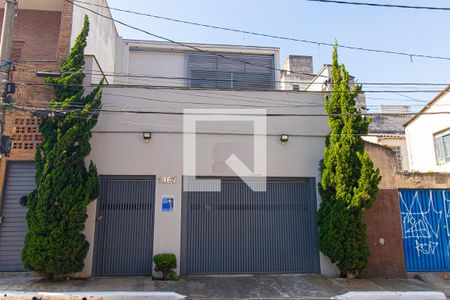 Casa à venda com 350m², 3 quartos e 6 vagasFachada