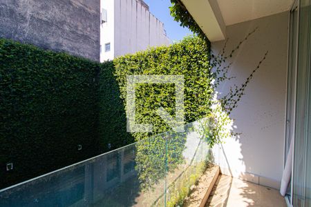 Casa à venda com 350m², 3 quartos e 6 vagasSacada das Suítes 2 e 3