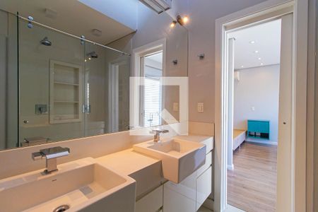 Casa à venda com 350m², 3 quartos e 6 vagasBanheiro da Suíte master