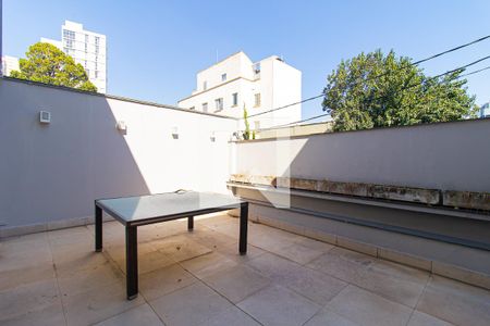 Casa à venda com 350m², 3 quartos e 6 vagasTerraço