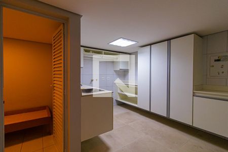 Casa à venda com 350m², 3 quartos e 6 vagasÁrea de Serviço