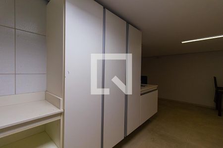 Casa à venda com 350m², 3 quartos e 6 vagasÁrea de Serviço