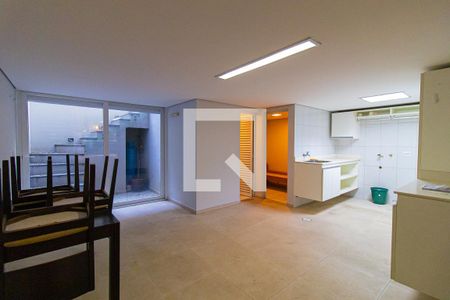 Casa à venda com 350m², 3 quartos e 6 vagasÁrea de Serviço