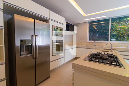 Casa à venda com 350m², 3 quartos e 6 vagasCozinha