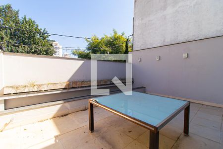 Casa à venda com 350m², 3 quartos e 6 vagasTerraço