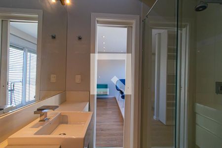 Casa à venda com 350m², 3 quartos e 6 vagasBanheiro da Suíte master