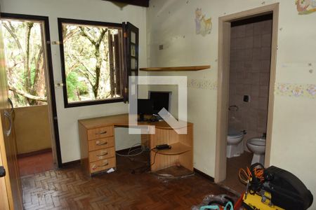 Casa à venda com 440m², 4 quartos e 5 vagasQuarto 2 - Suíte