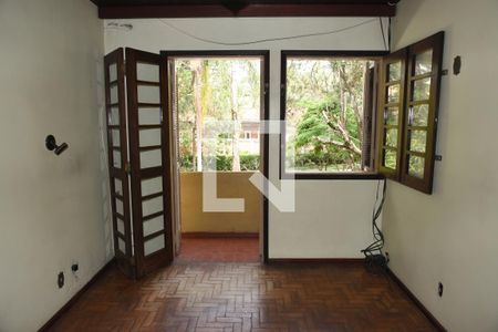 Casa à venda com 440m², 4 quartos e 5 vagasQuarto 1 - Suíte