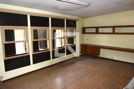 Casa à venda com 440m², 4 quartos e 5 vagasSalão de Festas