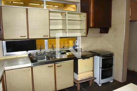 Casa à venda com 440m², 4 quartos e 5 vagasCozinha