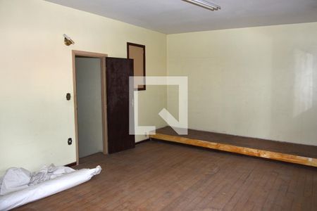 Casa à venda com 440m², 4 quartos e 5 vagasSalão de Festas