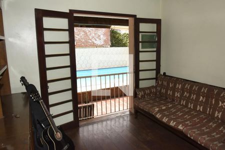 Casa à venda com 440m², 4 quartos e 5 vagasQuarto 4