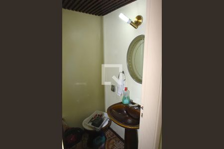 Casa à venda com 440m², 4 quartos e 5 vagasLavabo