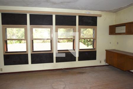 Casa à venda com 440m², 4 quartos e 5 vagasSalão de Festas