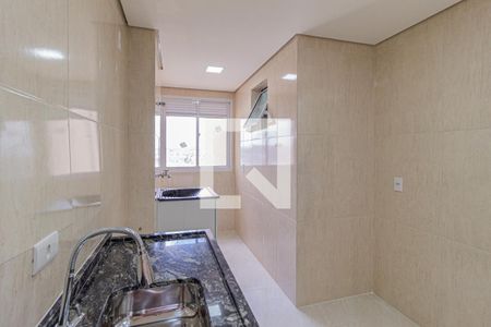 Apartamento para alugar com 53m², 2 quartos e 1 vaga Apartamento para alugar com 53m², 2 quartos e 1 vagaCozinha e área de serviço