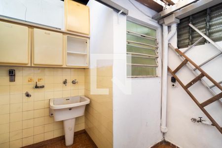 Casa à venda com 140m², 3 quartos e 1 vagaÁrea de Serviço