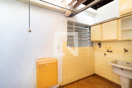 Casa à venda com 140m², 3 quartos e 1 vagaÁrea de Serviço