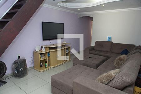Sala de casa à venda com 3 quartos, 150m² em Serrano, Contagem