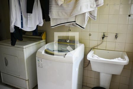 Casa à venda com 165m², 2 quartos e 2 vagasÁrea de serviço