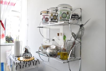 Apartamento para alugar com 47m², 2 quartos e 1 vagaDetalhe da cozinha