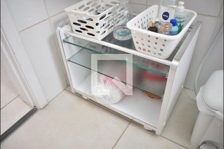 Apartamento para alugar com 47m², 2 quartos e 1 vagaDetalhe do banheiro