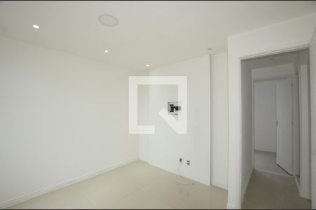 Quarto 1 de apartamento para alugar com 2 quartos, 45m² em Irajá, Rio de Janeiro