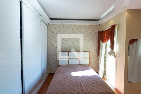 Casa à venda com 240m², 3 quartos e 2 vagasQuarto Suíte