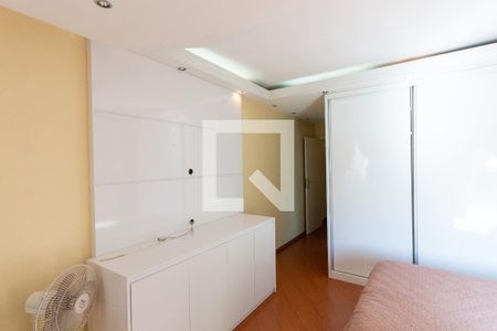 Casa à venda com 240m², 3 quartos e 2 vagasQuarto Suíte