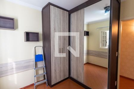Casa à venda com 240m², 3 quartos e 2 vagasQuarto 2