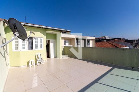 Casa à venda com 240m², 3 quartos e 2 vagasVaranda