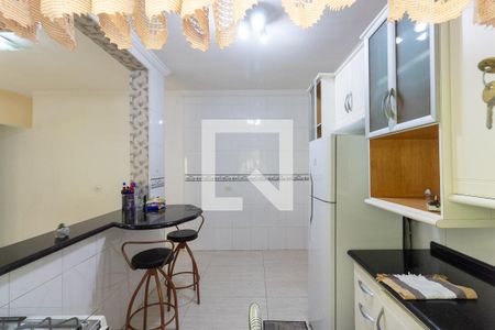 Casa à venda com 240m², 3 quartos e 2 vagasCozinha