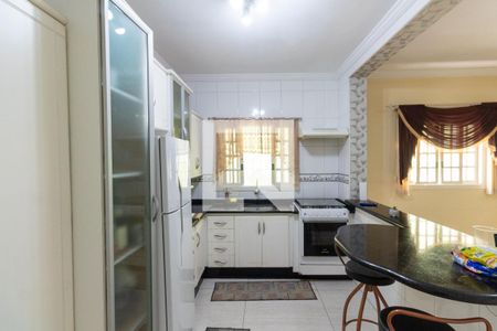 Casa à venda com 240m², 3 quartos e 2 vagasCozinha