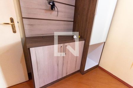 Casa à venda com 240m², 3 quartos e 2 vagasQuarto 1 - Armários