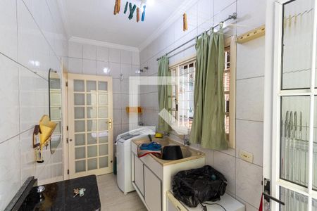 Casa à venda com 240m², 3 quartos e 2 vagasLavanderia