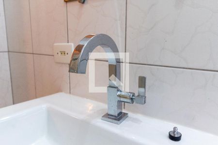 Casa à venda com 240m², 3 quartos e 2 vagasBanheiro - torneira