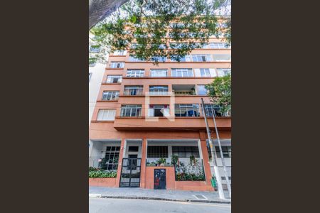 Studio à venda com 29m², 1 quarto e sem vaga Studio à venda com 29m², 1 quarto e sem vagaFachada