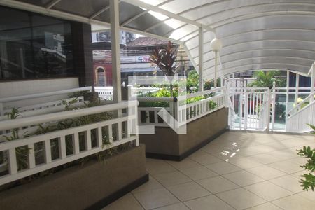 Apartamento à venda com 77m², 3 quartos e 1 vagaÁrea comum