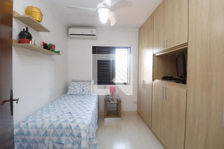 Casa à venda com 271m², 3 quartos e 5 vagasQuarto 2